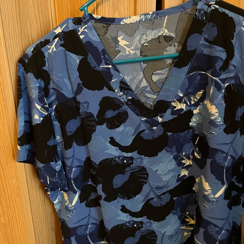 Floral Blue and Black V-Neck Top